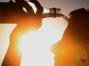 হিট স্ট্রোক হলে কি করবেন? জেনে নিন হিট স্ট্রোক এর লক্ষণ ও প্রতীকার জেনে নিন হিট স্ট্রোক এর লক্ষণ ও প্রতীকার