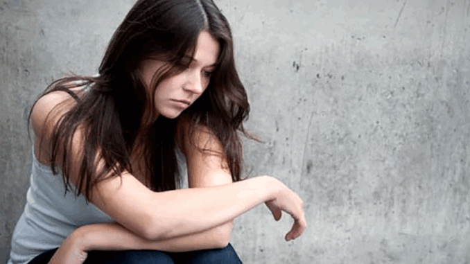 আপনার বিষণ্ণতার পেছনে থাকতে পারে যেসব শারীরিক কারণ!