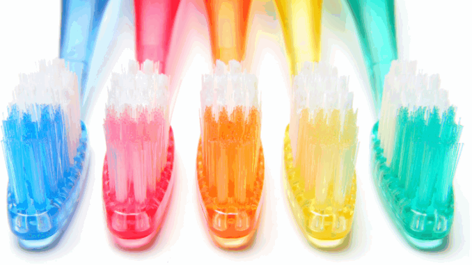 দাঁতের যত্ন নিন ৭টি উপায়ে